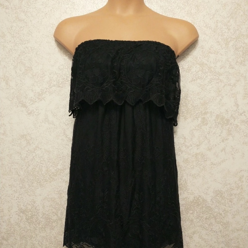 Express Elegant Black Lace Strapless Dress